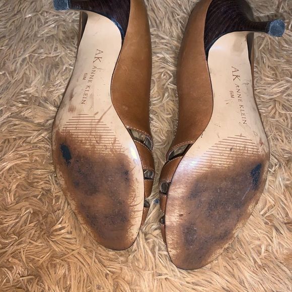 Anne Klein Brown Peep Toe Heels - Picture 8 of 8